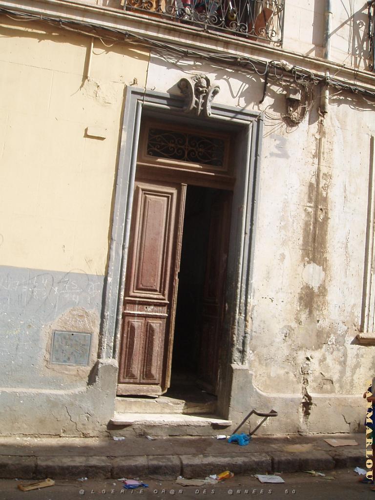 ORAN AOUT 2006 QUARTIER ST PIERRE 3 RUE ADJ. GABAIG 01.jpg